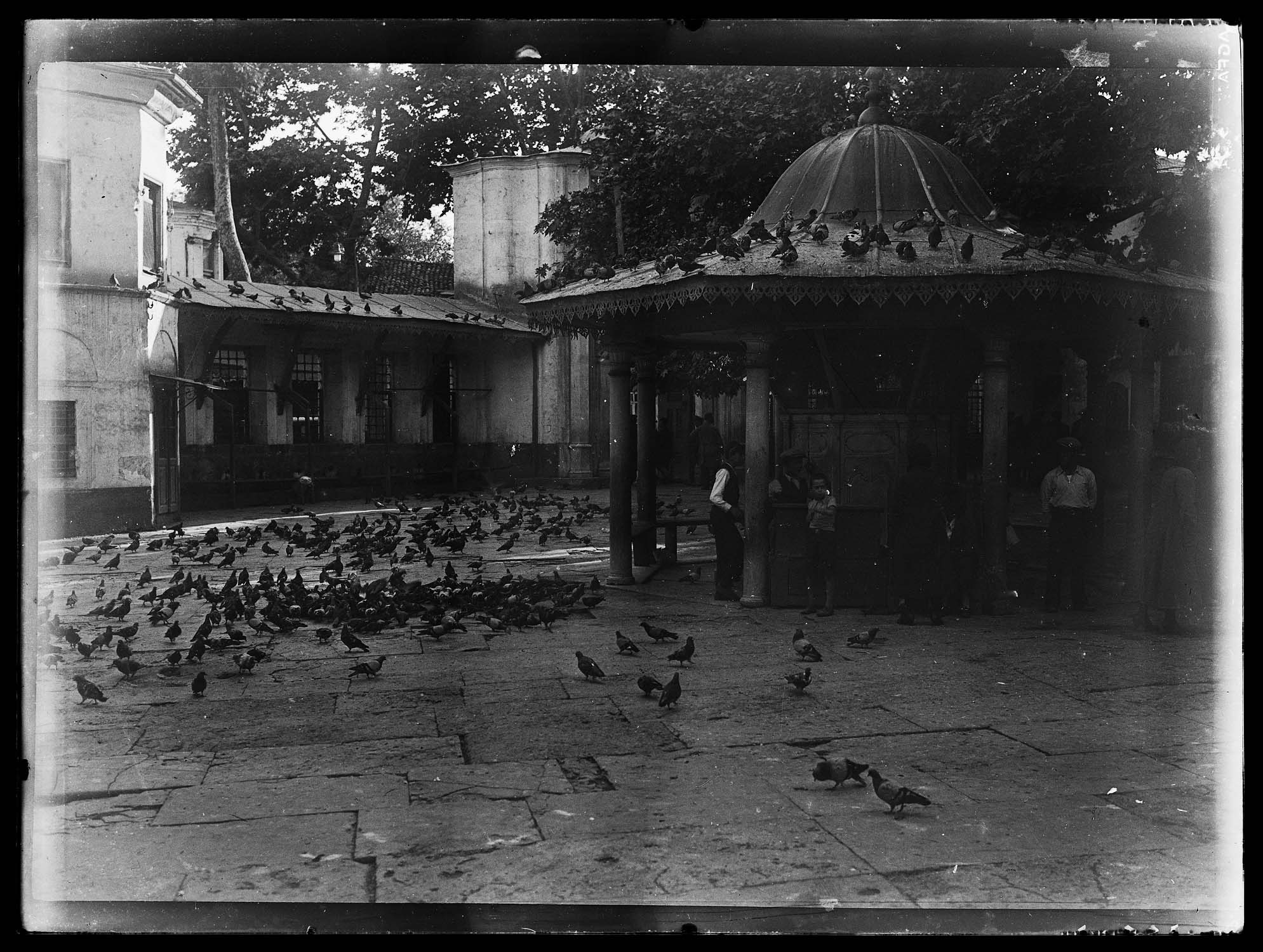 Fontaine d'ablution ou Sadirvan